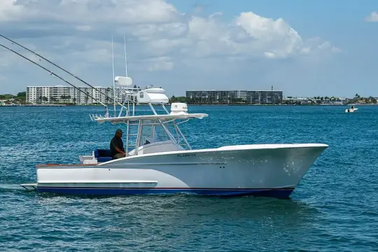 Winter Custom Yachts 29 CC Candy Ride