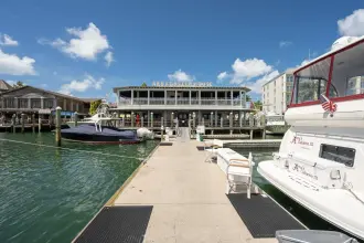 Thumbnail von Sea Ray 480 Motor Yacht Anna's Cabana