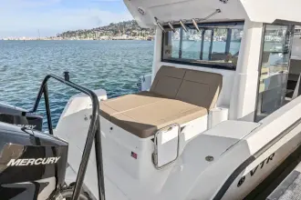 Thumbnail von Cruisers Yachts 38 VTR EC
