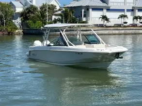 Thumbnail von Boston Whaler 270 Vantage