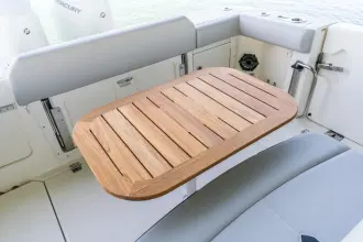Thumbnail von Boston Whaler 330 Outrage