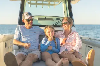 Thumbnail von Boston Whaler 330 Outrage