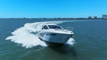 Thumbnail von Cruisers Yachts 50 Cantius
