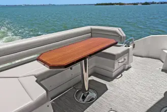 Thumbnail von Cruisers Yachts 50 Cantius