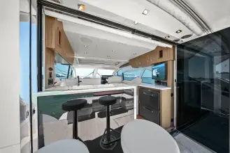 Thumbnail von Cruisers Yachts 50 Cantius