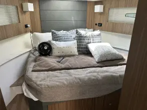 Thumbnail von Cruisers Yachts 42 Cantius