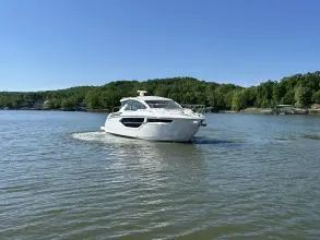 Thumbnail von Cruisers Yachts 42 Cantius
