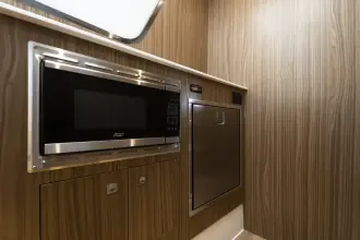 Thumbnail von Cruisers Yachts 50 GLS OB