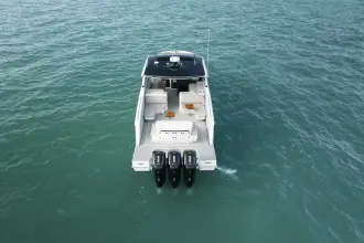 Thumbnail von Cruisers Yachts 50 GLS OB