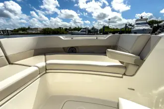 Thumbnail von Boston Whaler 320 Vantage