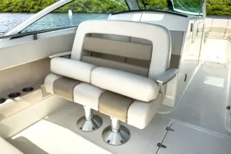 Thumbnail von Boston Whaler 320 Vantage