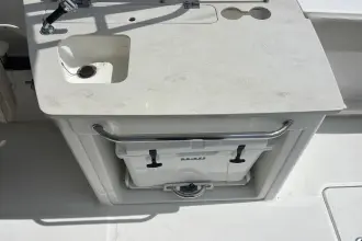 Thumbnail von Boston Whaler 270 Vantage