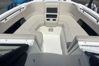 Thumbnail von Boston Whaler 270 Vantage