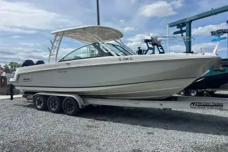 Thumbnail von Boston Whaler 270 Vantage