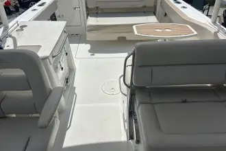 Thumbnail von Boston Whaler 270 Vantage