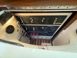 Thumbnail von Tiara Yachts 4200 Open Property Damage