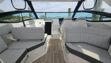Thumbnail von Sea Ray 320 Sundancer Outboard