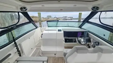 Thumbnail von Sea Ray 320 Sundancer Outboard