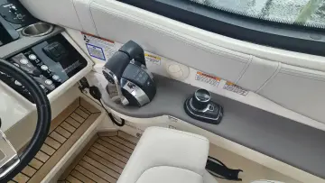 Thumbnail von Sea Ray 320 Sundancer Outboard