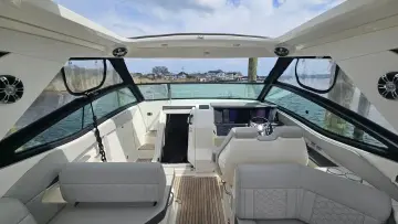 Thumbnail von Sea Ray 320 Sundancer Outboard