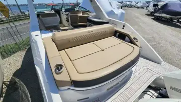 Thumbnail von Sea Ray SLX 310 Outboard