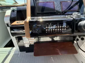 Thumbnail von Cruisers Yachts 38 GLS South