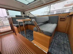 Thumbnail von Delta 40 Walk Around