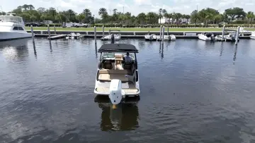 Thumbnail von Sea Ray SLX 260 Outboard