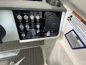 Thumbnail von Sea Ray Sundancer 320