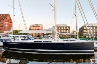 Hanse 70