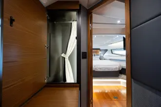 Thumbnail von Tiara Yachts 43LE