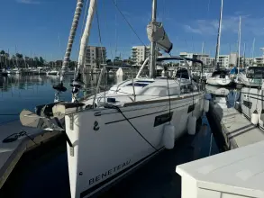 Thumbnail von Beneteau Oceanis 35.1