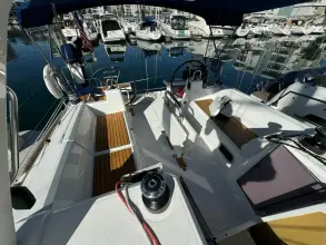 Thumbnail von Beneteau Oceanis 35.1