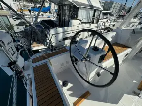 Thumbnail von Beneteau Oceanis 35.1
