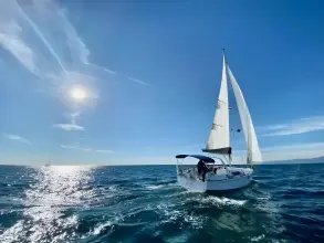 Thumbnail von Beneteau Oceanis 35.1