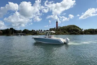 Thumbnail von Boston Whaler 280 Outrage
