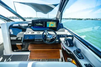 Thumbnail von Sea Ray 370 DA-OB