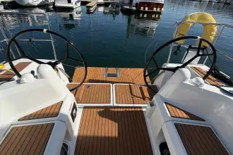 Thumbnail von Jeanneau Sun Odyssey 349
