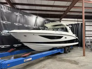 Sea Ray SLX 350