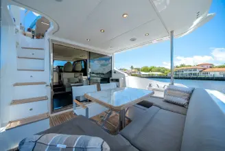 Thumbnail von Azimut 50 FLYBRIDGE