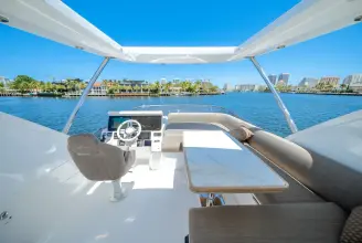 Thumbnail von Azimut 50 FLYBRIDGE