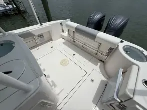 Thumbnail von Robalo R302