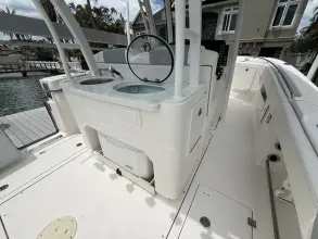 Thumbnail von Robalo R302