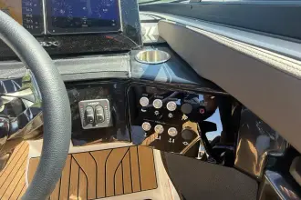 Thumbnail von Sea Ray SLX 260 Outboard