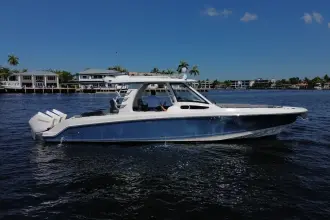 Thumbnail von Boston Whaler 350 Realm