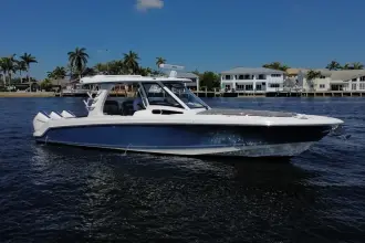 Thumbnail von Boston Whaler 350 Realm