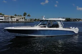 Thumbnail von Boston Whaler 350 Realm