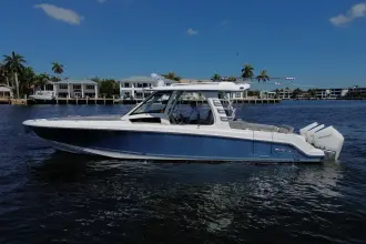 Thumbnail von Boston Whaler 350 Realm