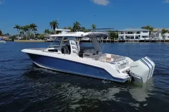Thumbnail von Boston Whaler 350 Realm