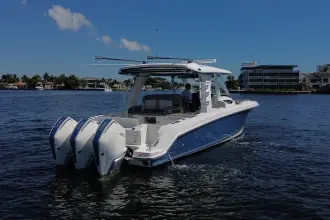 Thumbnail von Boston Whaler 350 Realm